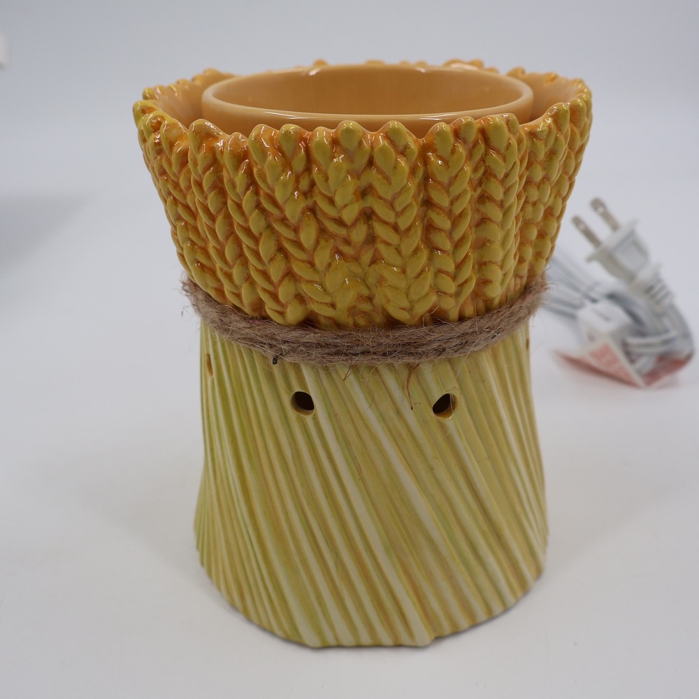 Scentsy‎ Grateful Harvest Wax Warmer Yellow Wheat Sheaf Farmhouse Fall